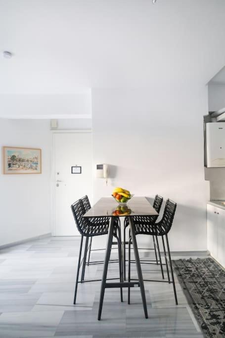 The Parthenon View In The Historical Center! Apartamento Atenas Exterior foto